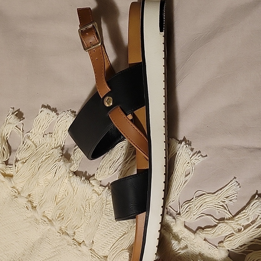 Market & Spruce sz 9 sandal
